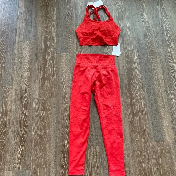 NWT buffbunny set - Picture 4 of 11